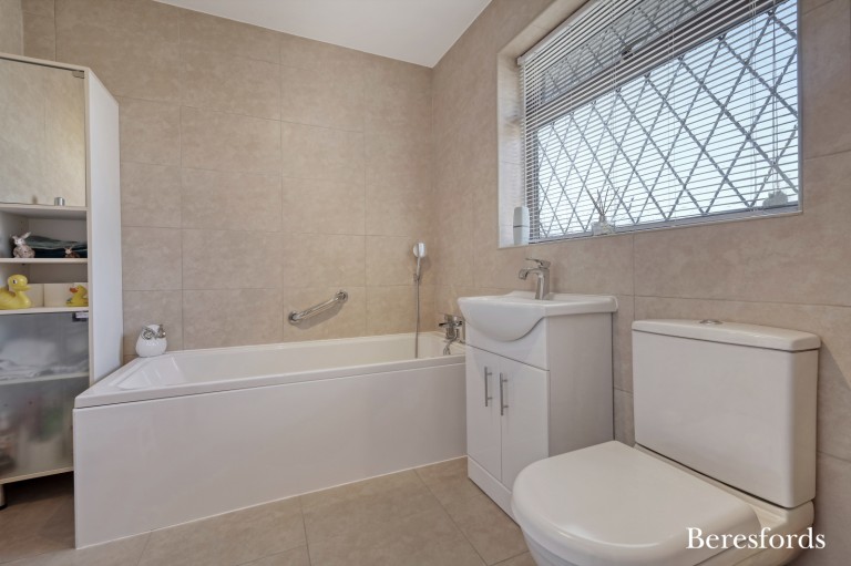 Images for Hornminster Glen, Hornchurch, RM11