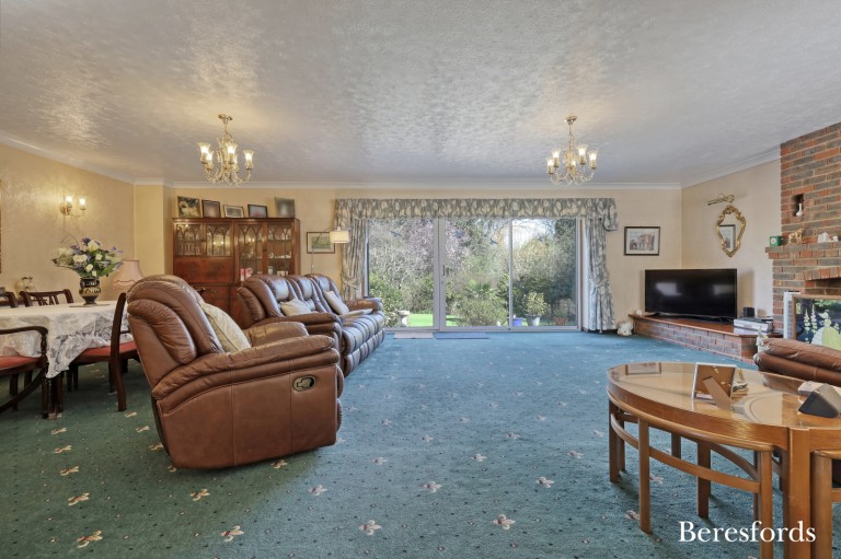 Images for Hornminster Glen, Hornchurch, RM11