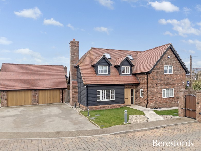 Click the photo for more details of Fen Lane, Bulphan, Upminster, Essex, RM14