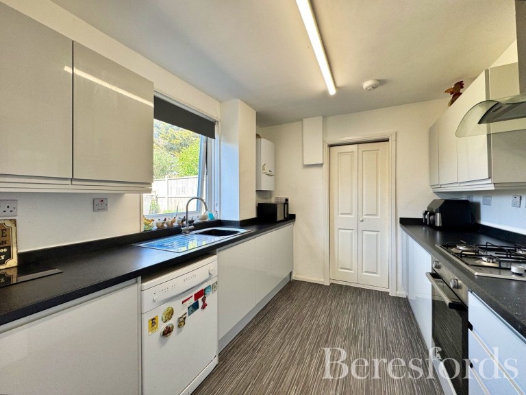 Images for Kempton Avenue, Hornchurch, RM12