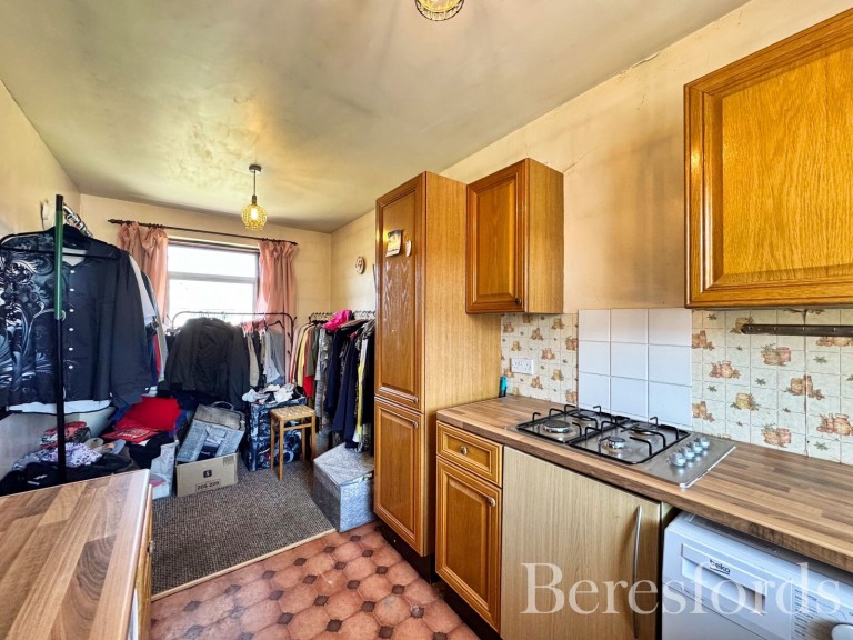Images for Kempton Avenue, Hornchurch, RM12