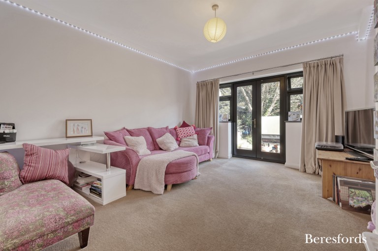 Images for Ardleigh Green Road, Hornchurch, RM11