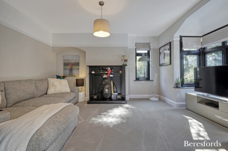 Images for Ardleigh Green Road, Hornchurch, RM11