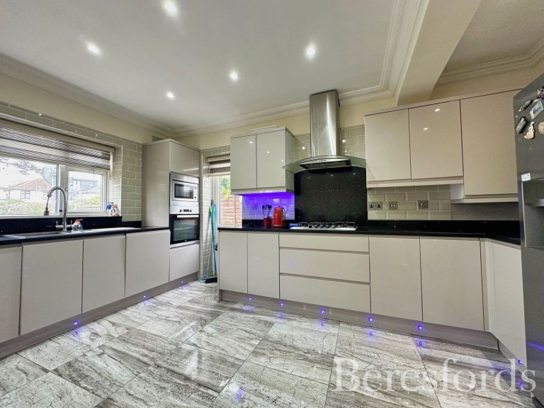 Images for Belmont Road, Hornchurch, RM12