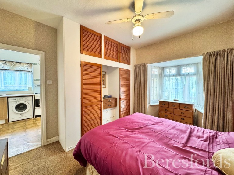 Images for Chiltern Gardens, Hornchurch, RM12