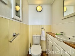 Images for Chiltern Gardens, Hornchurch, RM12