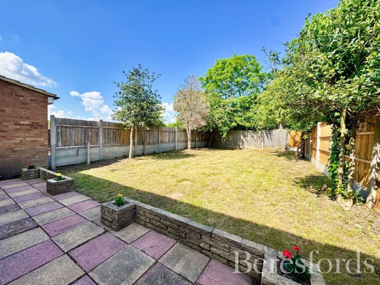 Images for Ilfracombe Crescent, Hornchurch, RM12