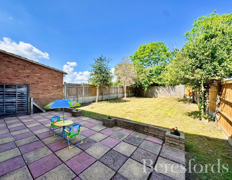 Images for Ilfracombe Crescent, Hornchurch, RM12