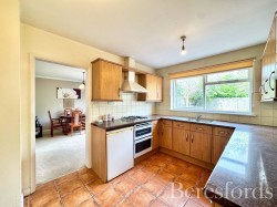 Images for Ilfracombe Crescent, Hornchurch, RM12