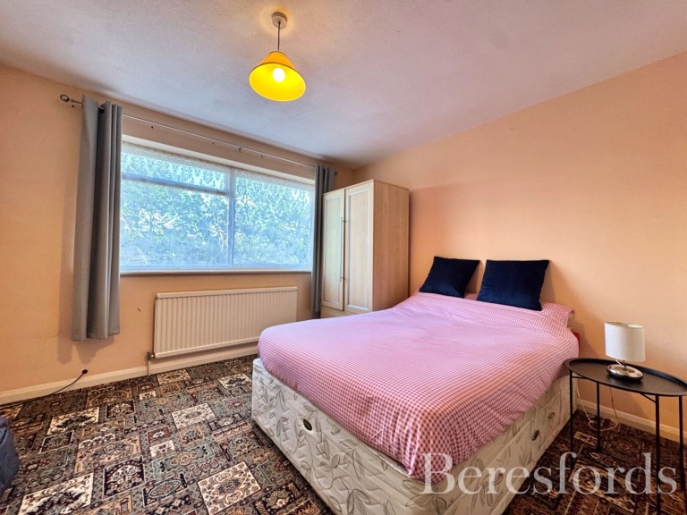 Images for Ilfracombe Crescent, Hornchurch, RM12