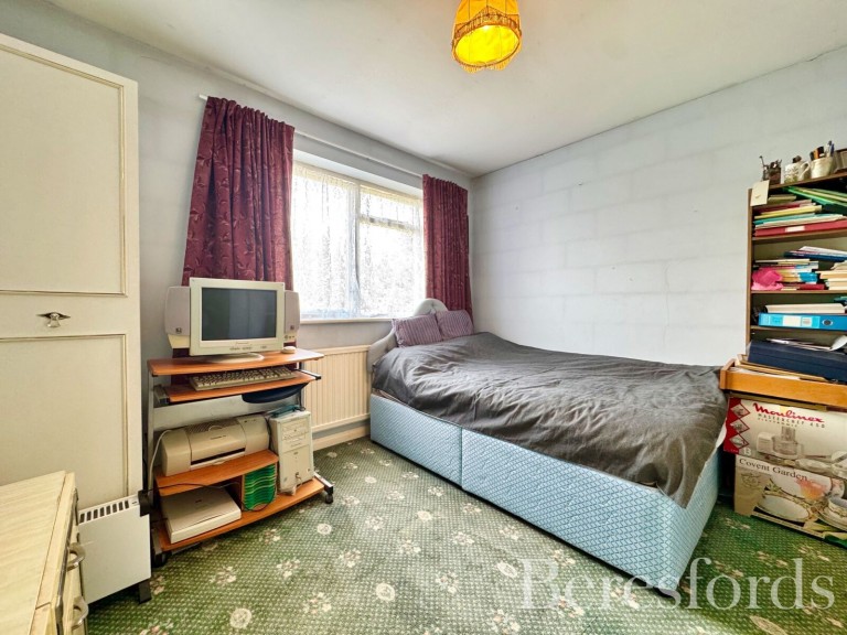 Images for Ilfracombe Crescent, Hornchurch, RM12