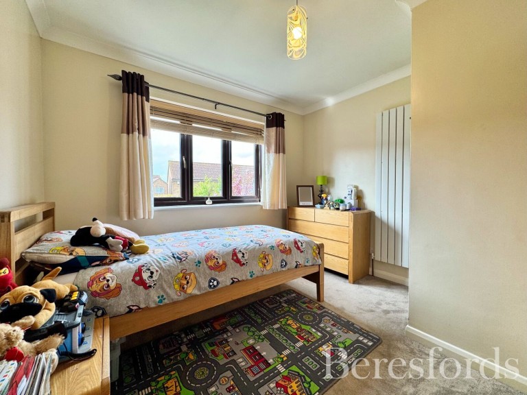 Images for Swanbourne Drive, Hornchurch, RM12