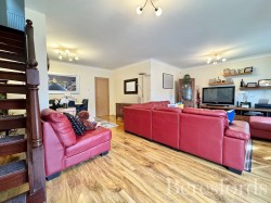 Images for Swanbourne Drive, Hornchurch, RM12