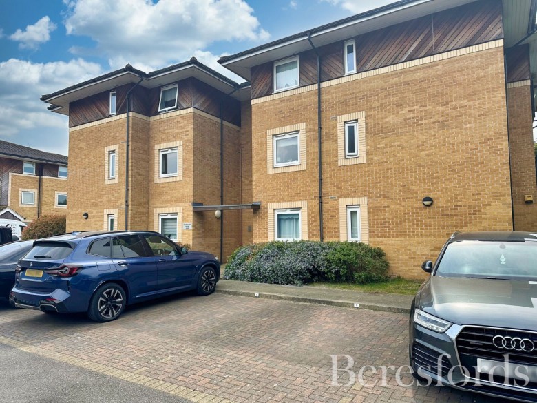 Click the photo for more details of Stafford Avenue, Hornchurch, RM11