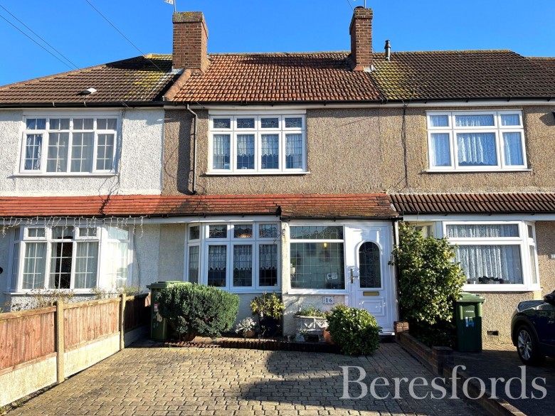 Click the photo for more details of Tennyson Road, Romford, RM3