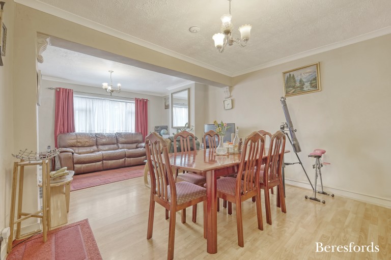 Images for Straight Road, Romford, Essex, RM3