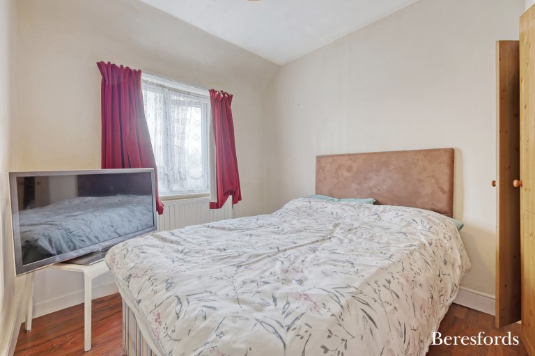 Images for Straight Road, Romford, Essex, RM3