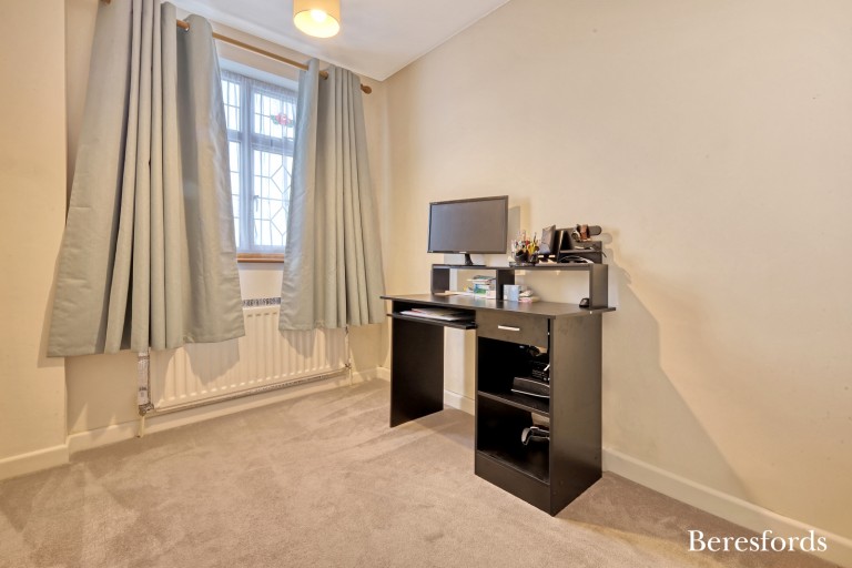 Images for Arlington Gardens, Romford, RM3