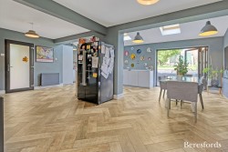 Images for Priory Grove, Romford, RM3