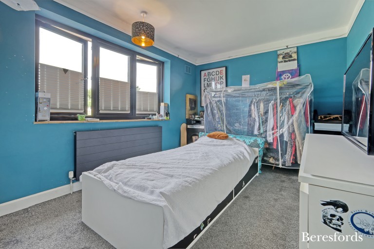 Images for Priory Grove, Romford, RM3