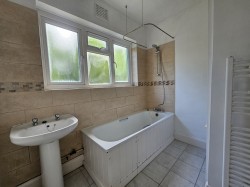 Images for Avenue Road, Harold Wood, Romford, RM3