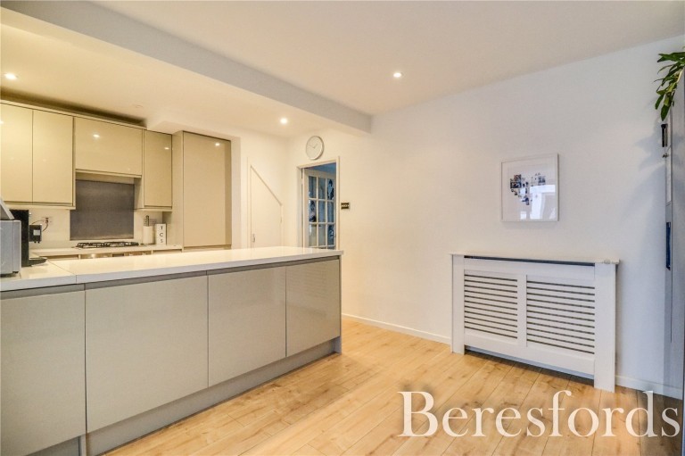 Images for Firham Park Avenue, Romford, RM3