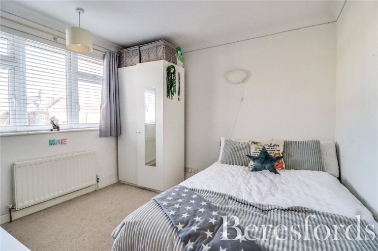 Images for Firham Park Avenue, Romford, RM3