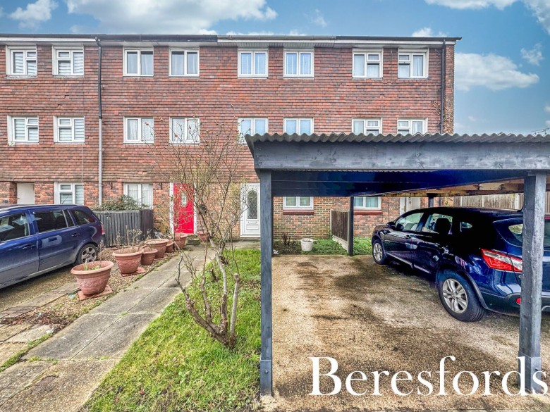 Click the photo for more details of Hitchin Close, Romford, RM3