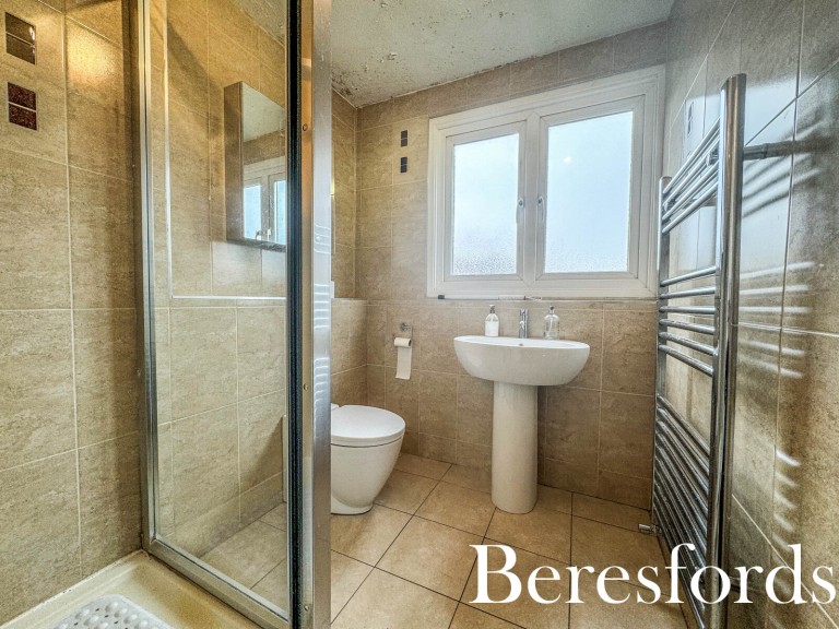 Images for Hitchin Close, Romford, RM3