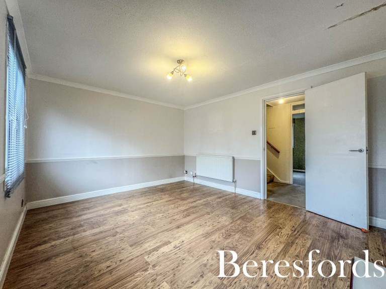 Images for Hitchin Close, Romford, RM3