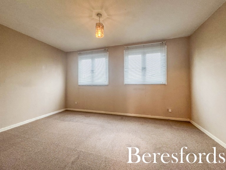 Images for Hitchin Close, Romford, RM3