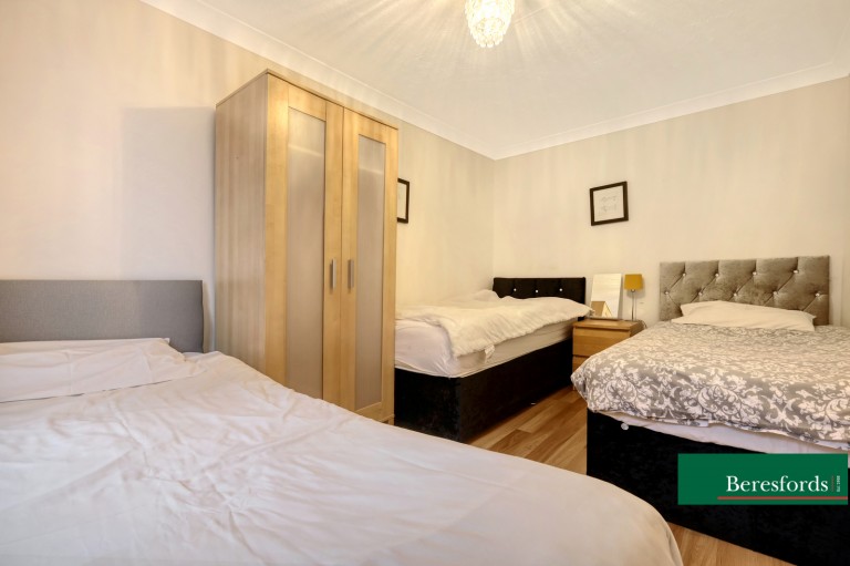 Images for Pearcy Close, Romford, Essex, RM3