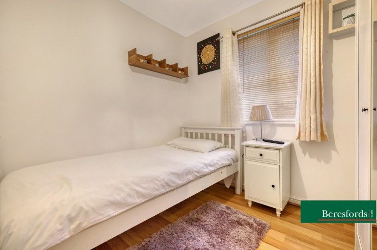 Images for Pearcy Close, Romford, Essex, RM3