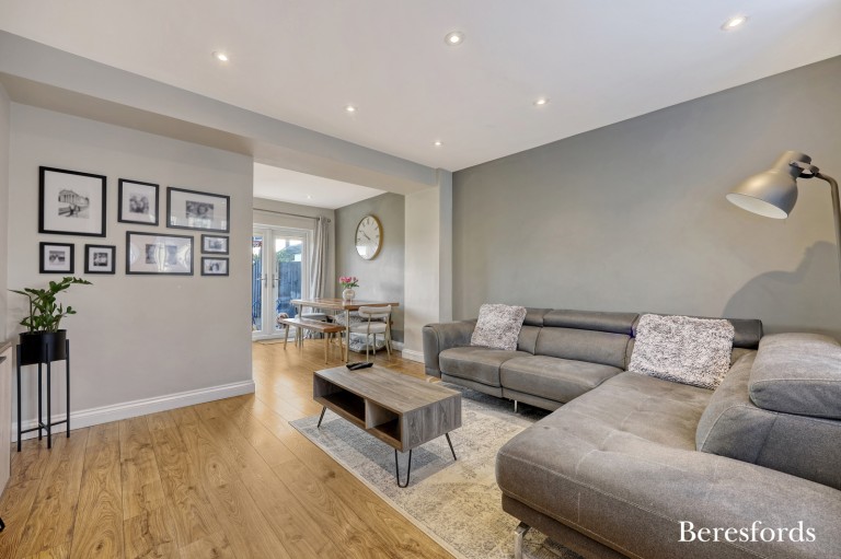 Images for Dewsbury Close, Romford, RM3