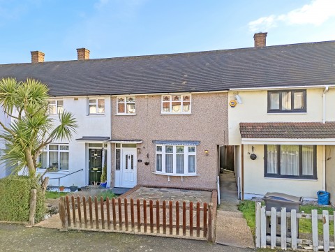 Click the photo for more details of Dewsbury Close, Romford, RM3