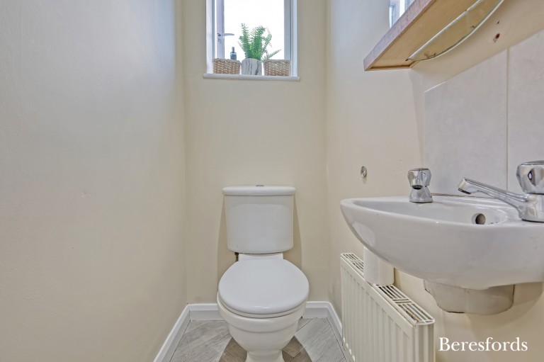 Images for Oakley Drive, Romford, RM3