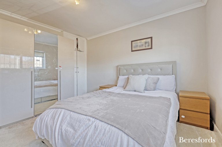 Images for Oakley Drive, Romford, RM3