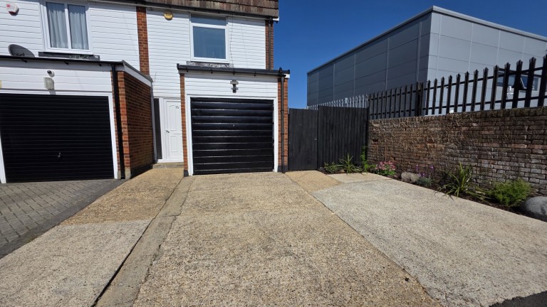 Images for Queens Park Road, Harold Wood, RM3