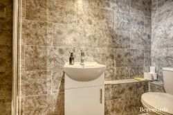 Images for Neave Crescent, Romford, RM3