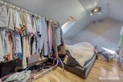 Images for Neave Crescent, Romford, RM3