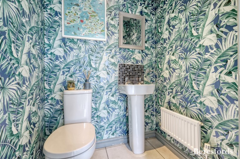 Images for Smithsland Road, Harold Hill, RM3