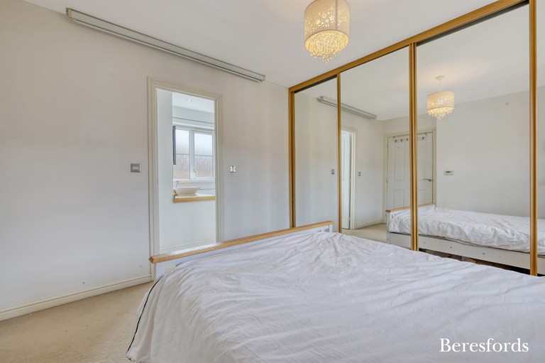 Images for Smithsland Road, Harold Hill, RM3