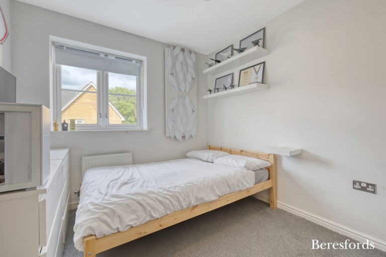 Images for Smithsland Road, Harold Hill, RM3