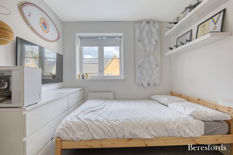 Images for Smithsland Road, Harold Hill, RM3