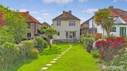 Images for Kenilworth Avenue, Romford, RM3