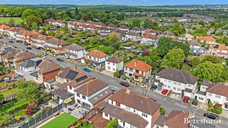Images for Kenilworth Avenue, Romford, RM3