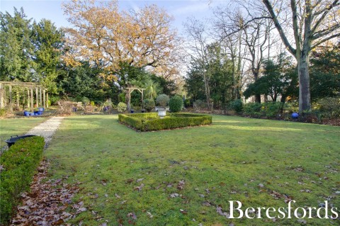 Click the photo for more details of Huskards, Back Lane, Fryerning, Essex, CM4