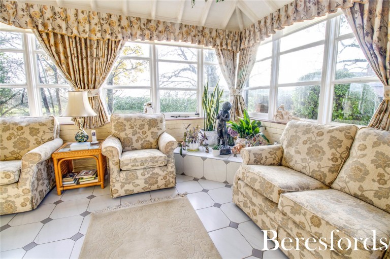 Images for Huskards, Back Lane, Fryerning, Essex, CM4