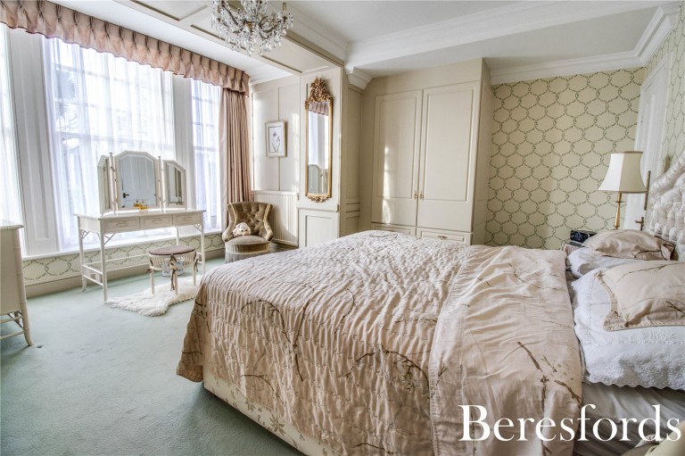 Images for Huskards, Back Lane, Fryerning, Essex, CM4