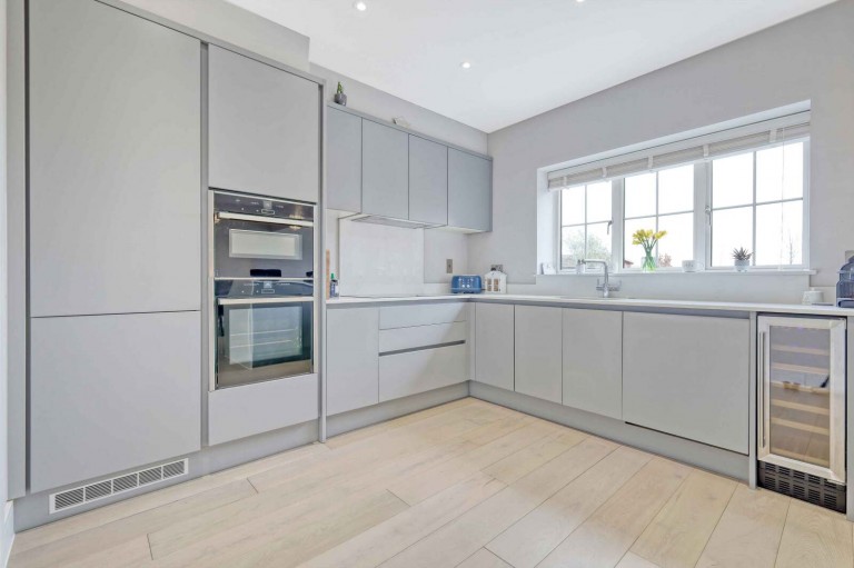 Images for Little Ridings Lane, Ingatestone, Essex, CM4